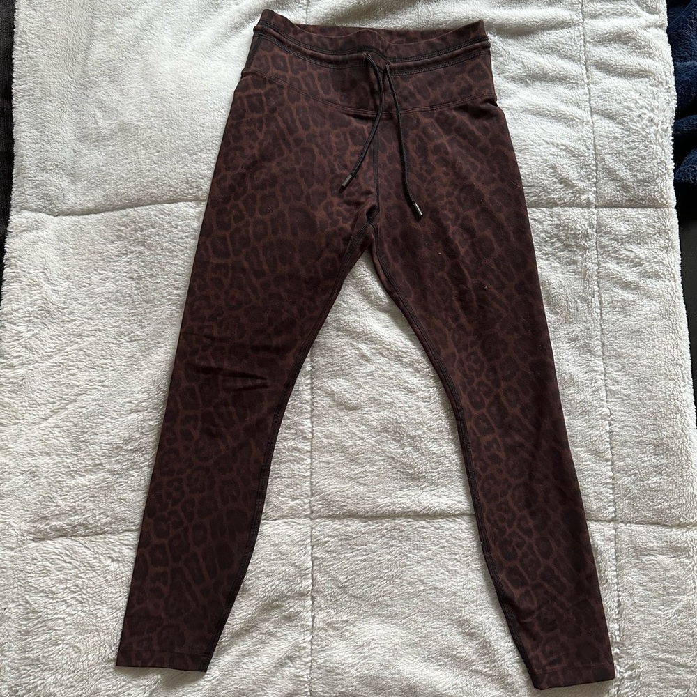 Lorna Jane Cropped Leopard Leggings